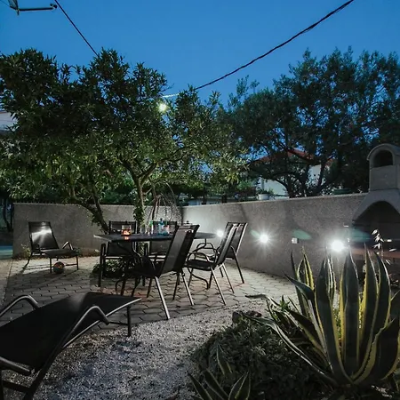 Apartman Bagattino-Trogir Near Old Town Exterior photo