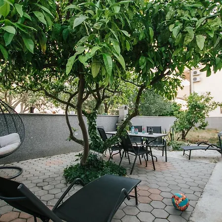 Apartman Bagattino-Trogir Near Old Town Exterior photo