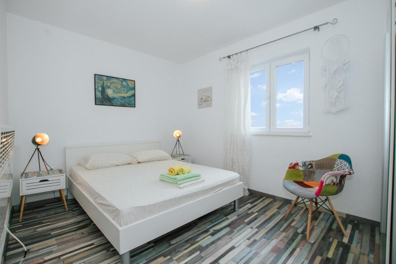 Apartment Bagattino-trogir Near Old Town Trogir